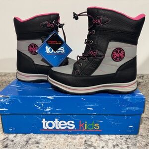 NEW W/ BOX Totes ThermoLite Black / Pink / Gray Winter Snow Boots Size Girls 3M